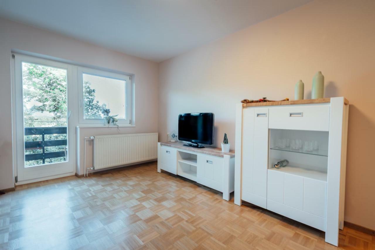 Apartma Arnez ブレッド エクステリア 写真